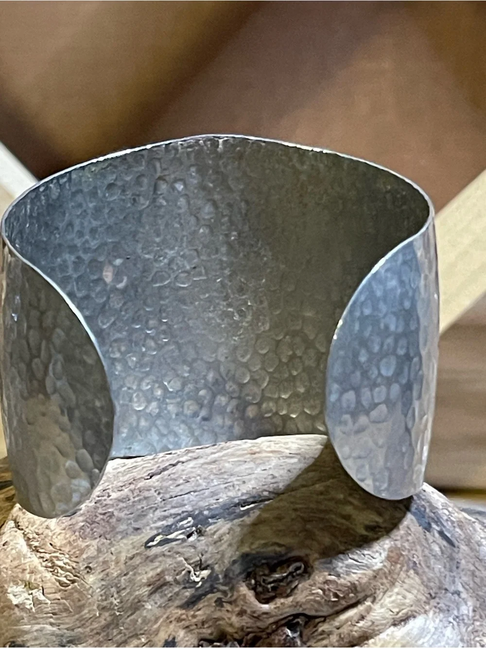 50g Handcrafted Southwest- Style Gecko Motif Wide Cuff Bracelet